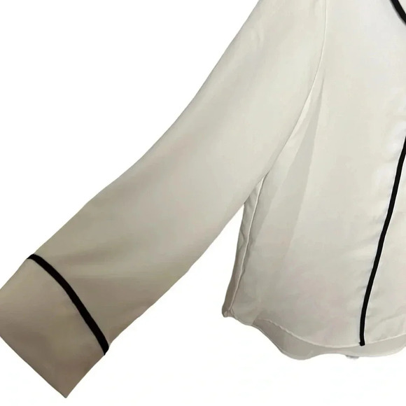 Zara blouse,women S. White,black contrast piping  , cowl ,key hole,career,classy - Picture 5 of 10